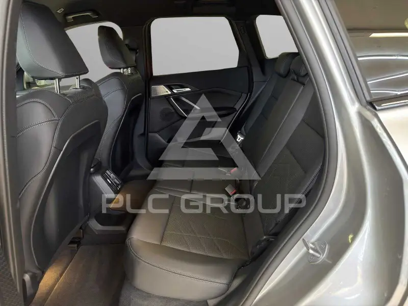 2025 BMW iX