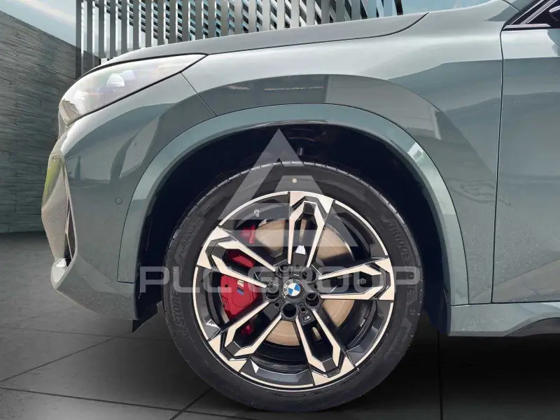 2025 BMW iX