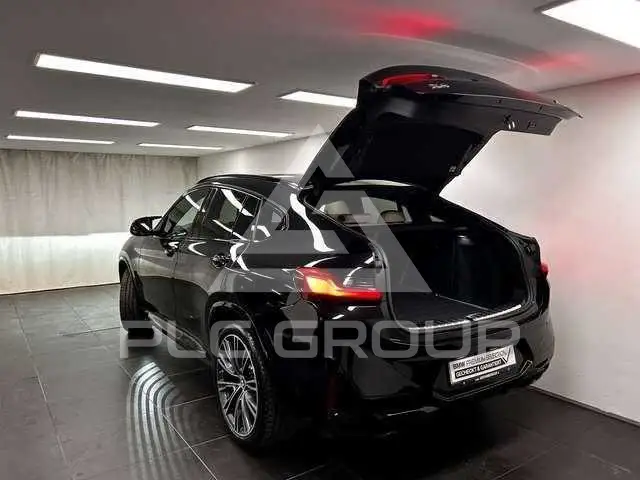 2025 BMW X4