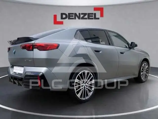 2025 BMW iX