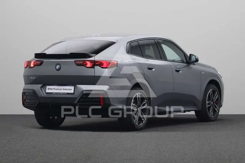 2025 BMW iX
