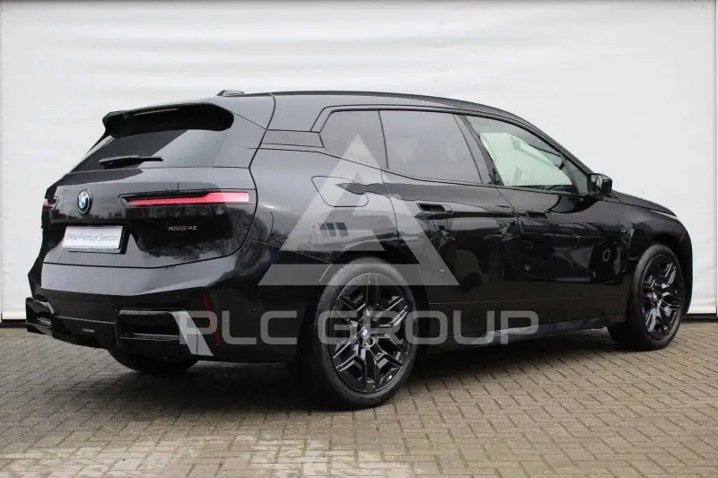 2025 BMW iX