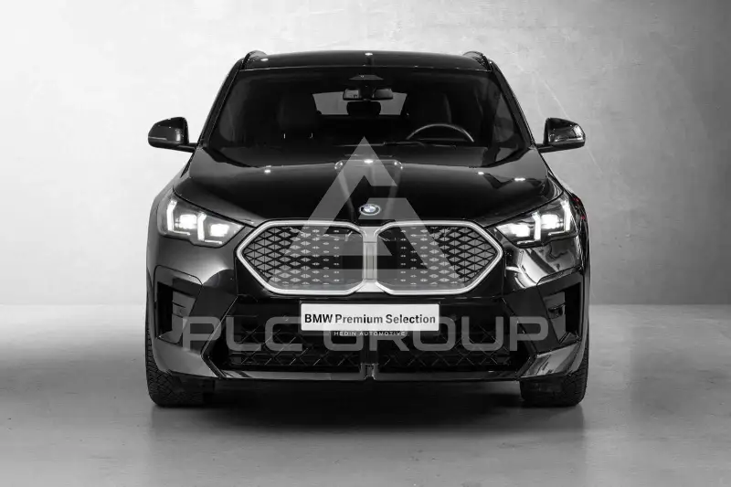 2025 BMW iX