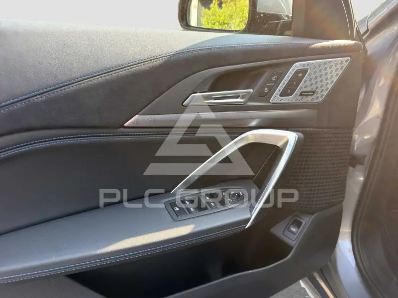 2025 BMW iX