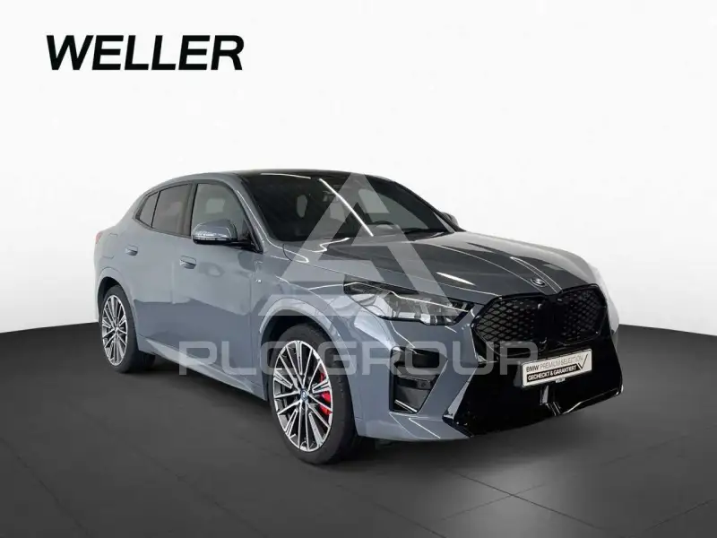 2025 BMW iX