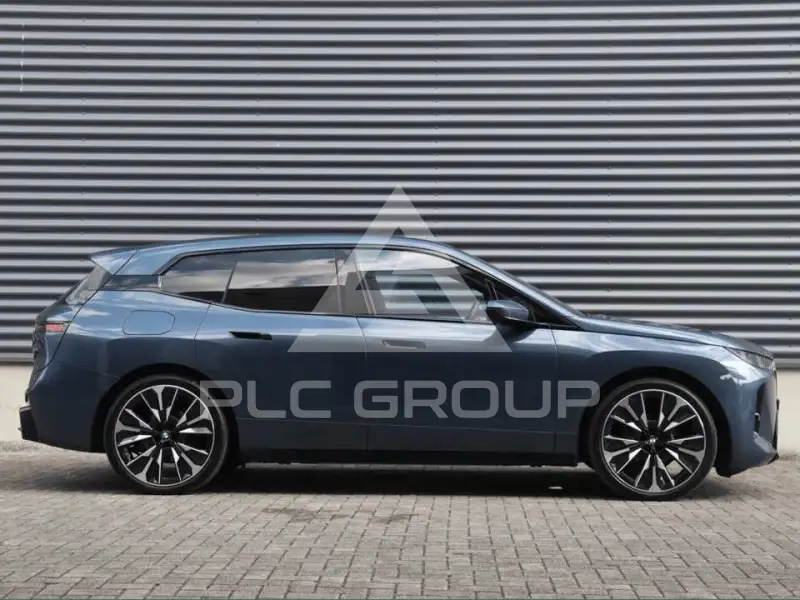 2025 BMW iX