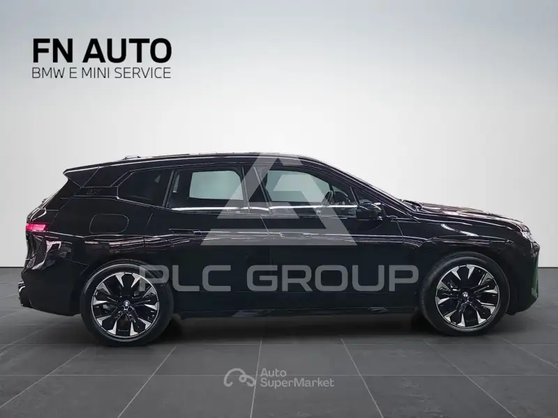 2025 BMW iX