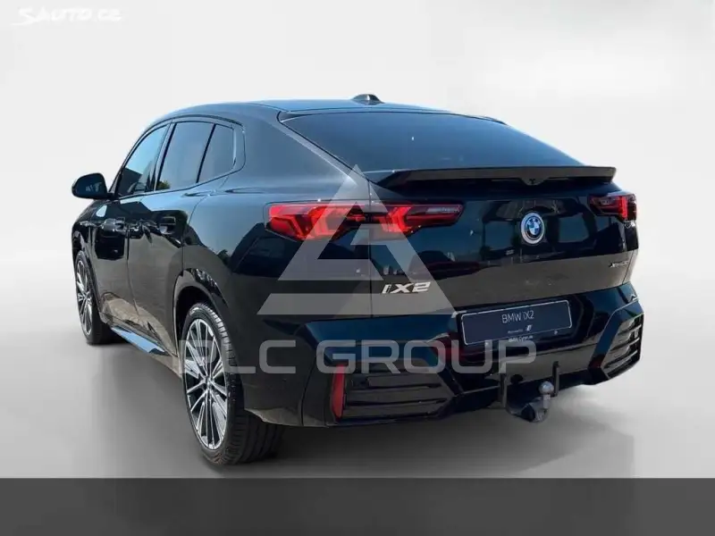 2025 BMW iX
