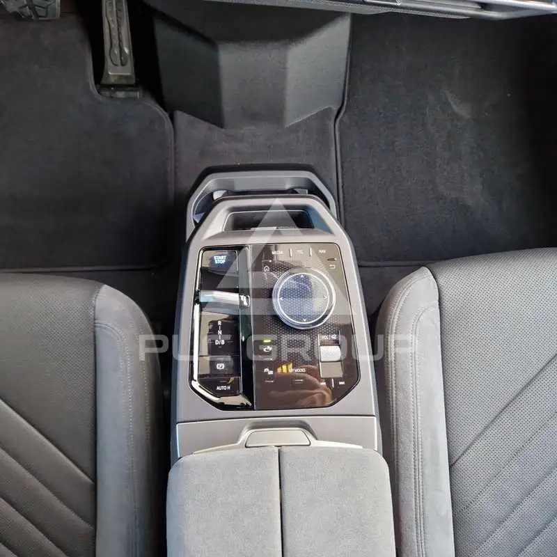 2025 BMW iX