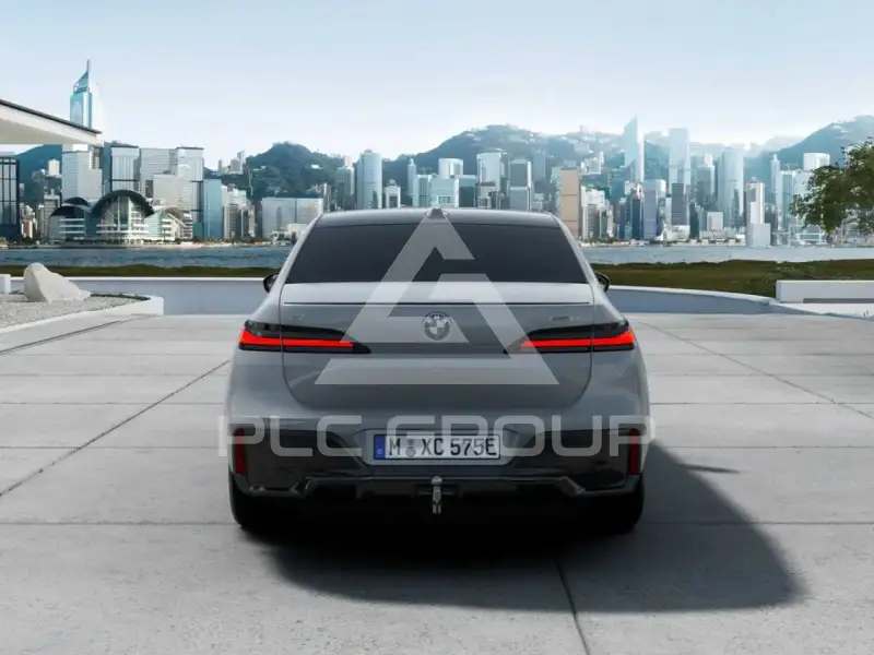 2025 BMW I7