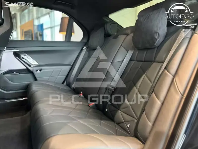 2025 BMW I7