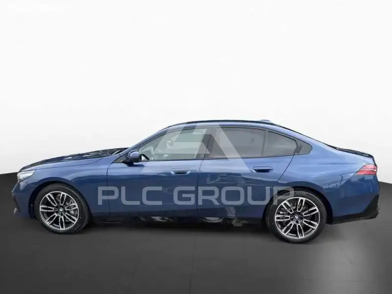 2025 BMW I5