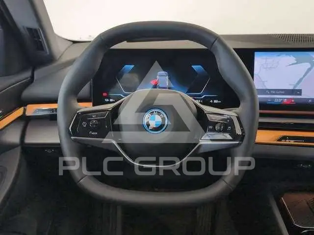2025 BMW I5