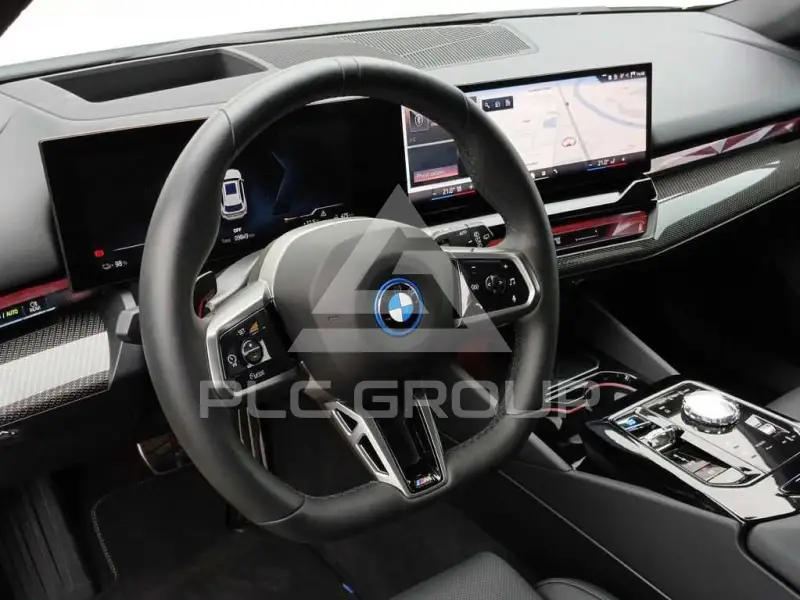 2025 BMW I5