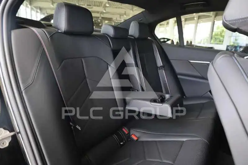 2025 BMW I5