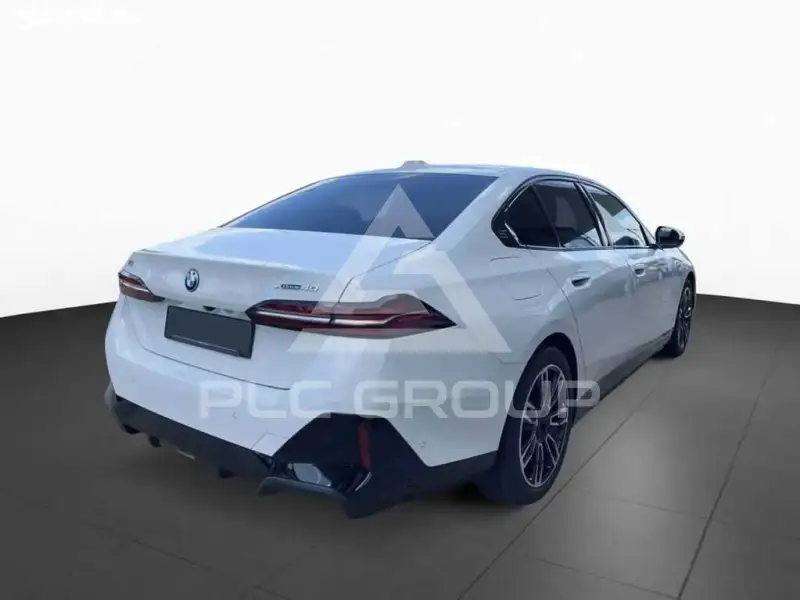 2025 BMW I5