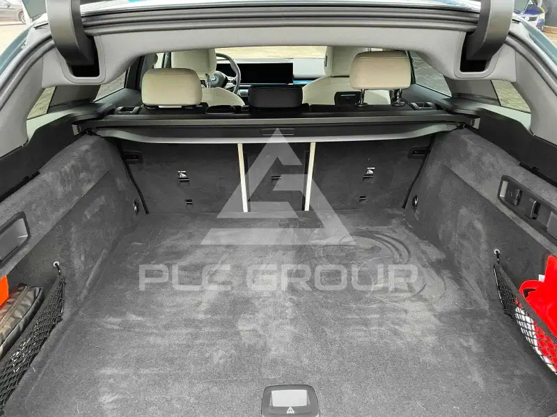 2025 BMW I5