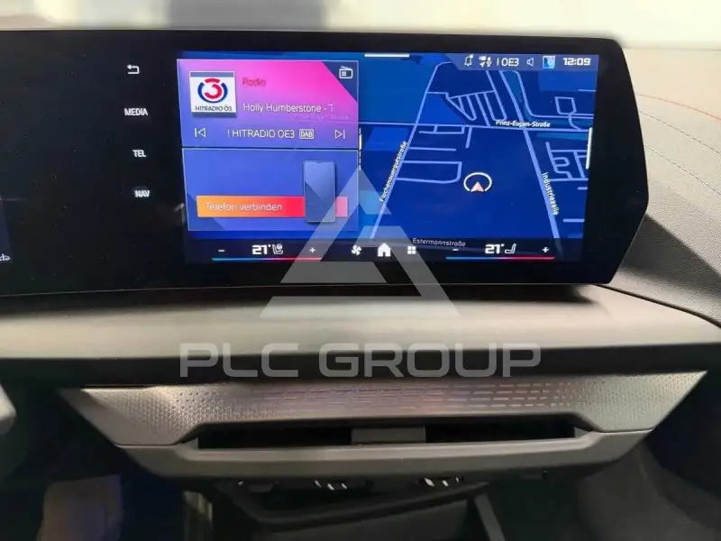 2025 BMW 218