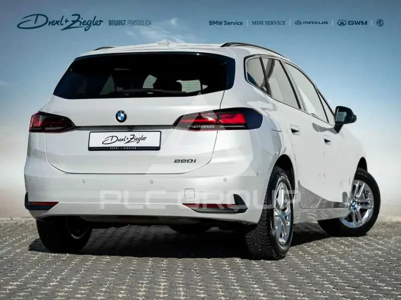 2025 BMW 218