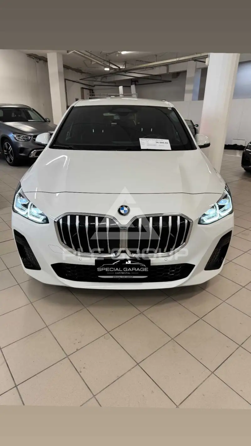 2025 BMW 218