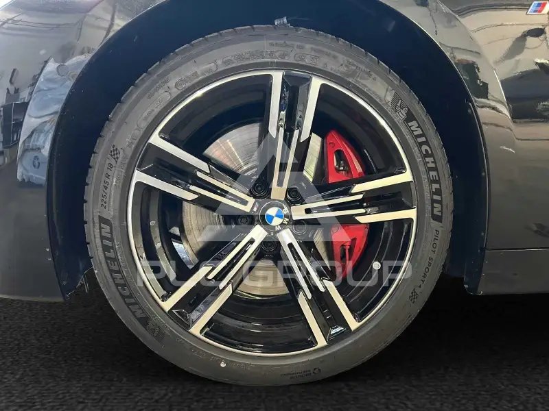 2025 BMW 218