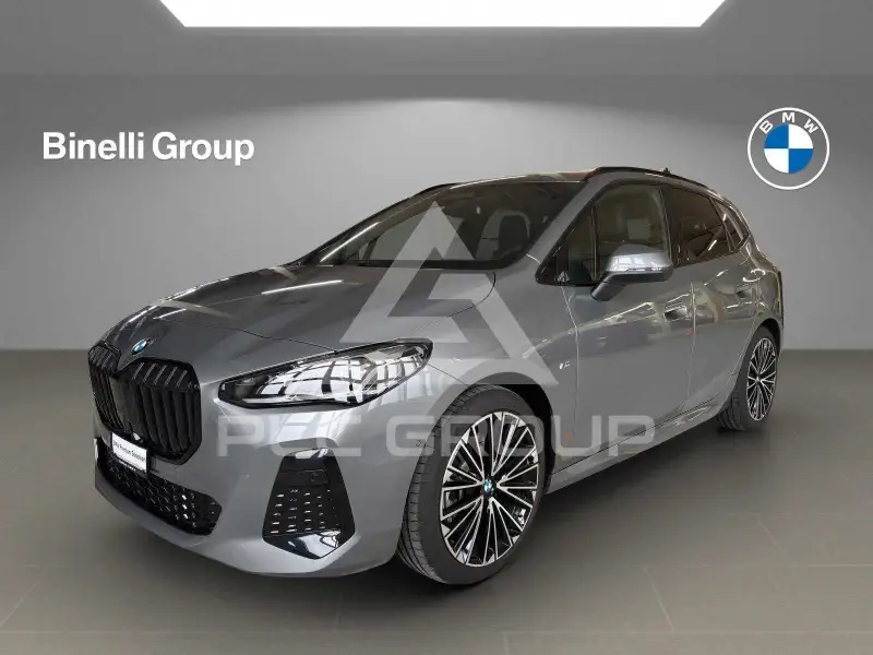 2025 BMW 218