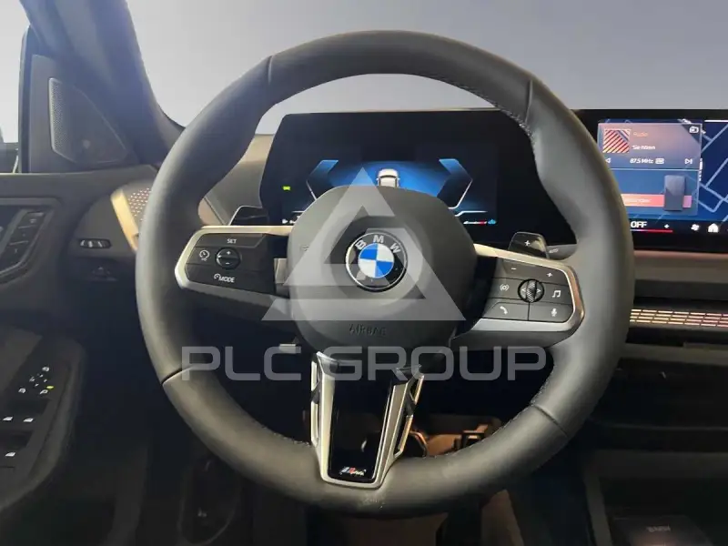 2025 BMW 218