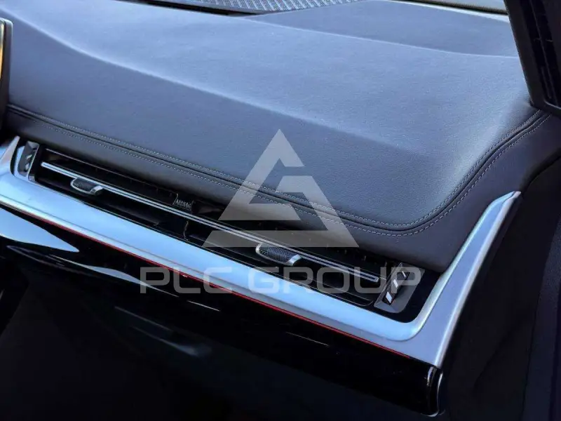 2025 BMW 218