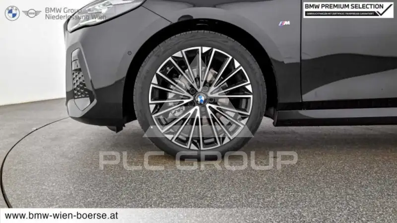 2025 BMW 218