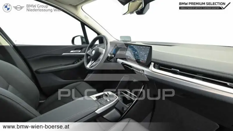 2025 BMW 218