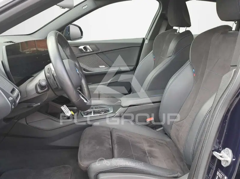 2025 BMW 218