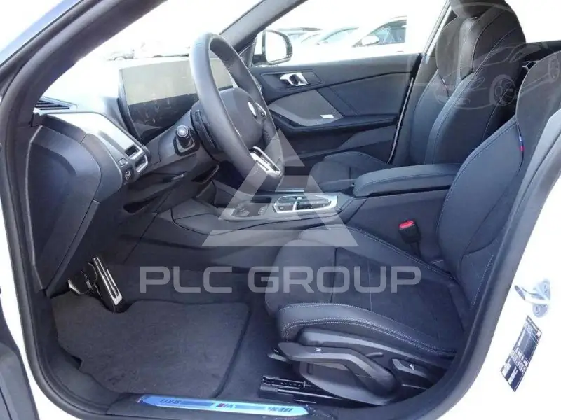 2025 BMW 218