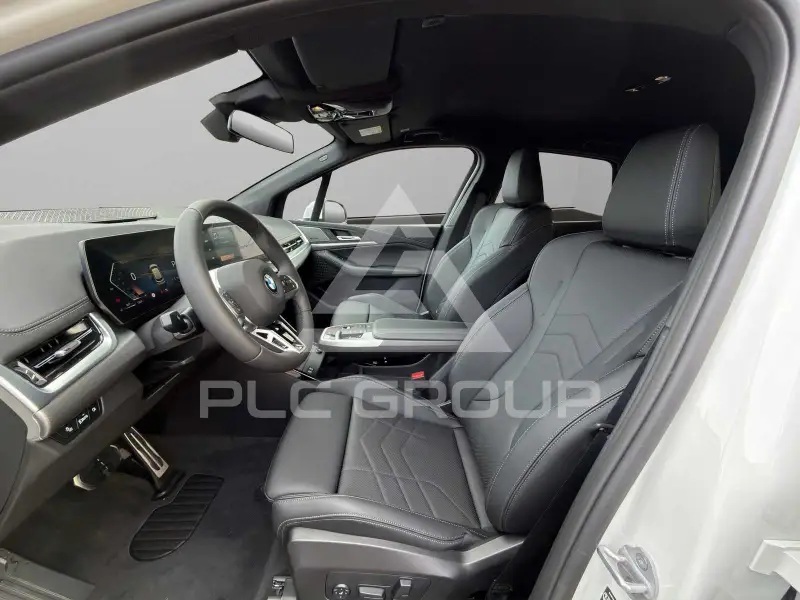 2025 BMW 218