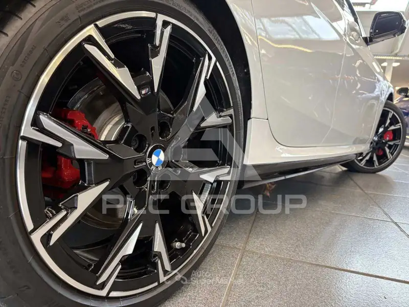 2025 BMW 218