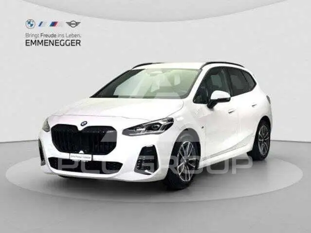 2025 BMW 218