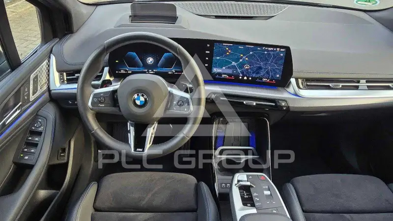 2025 BMW 218