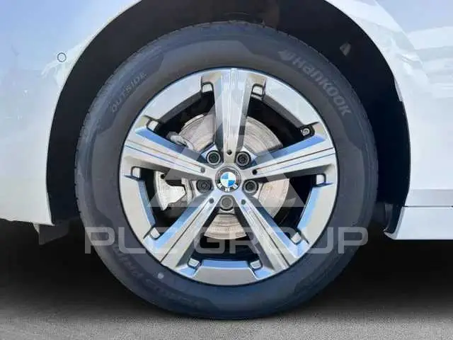 2025 BMW 218