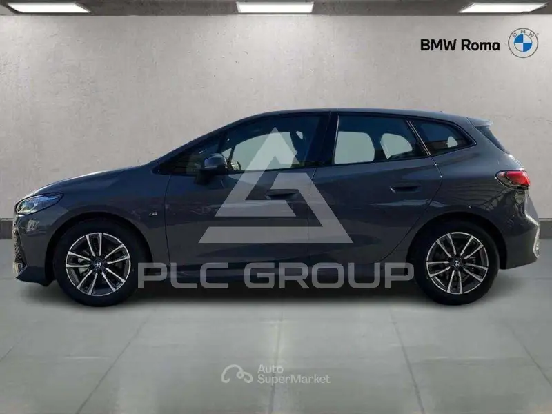 2025 BMW 218