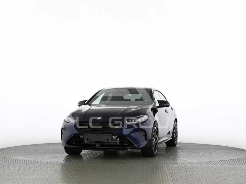 2025 BMW 218