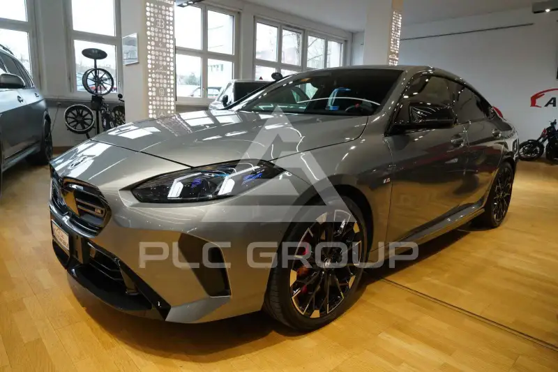 2025 BMW 218