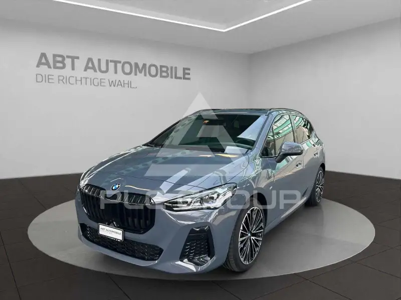 2025 BMW 218