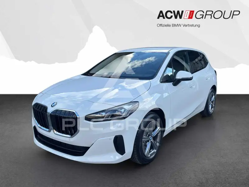 2025 BMW 218