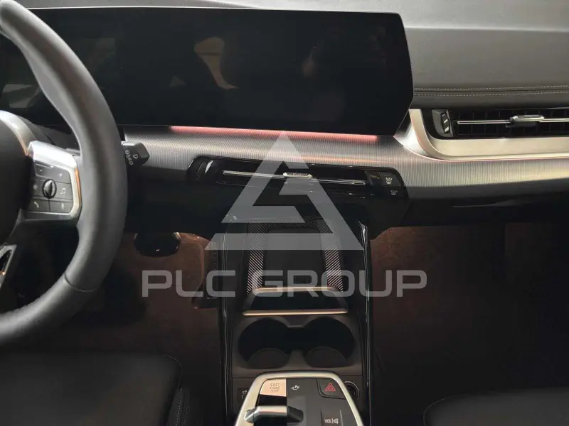 2025 BMW 218