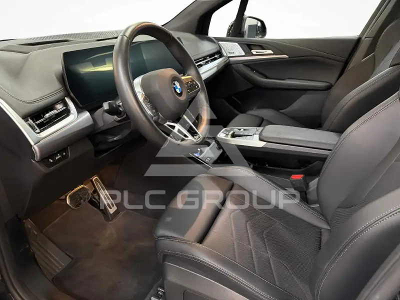2025 BMW 218