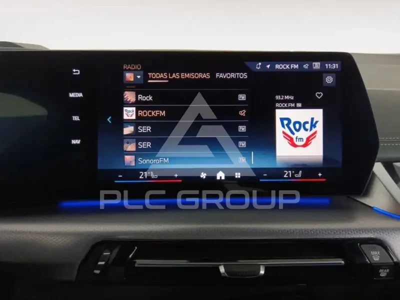 2025 BMW 218