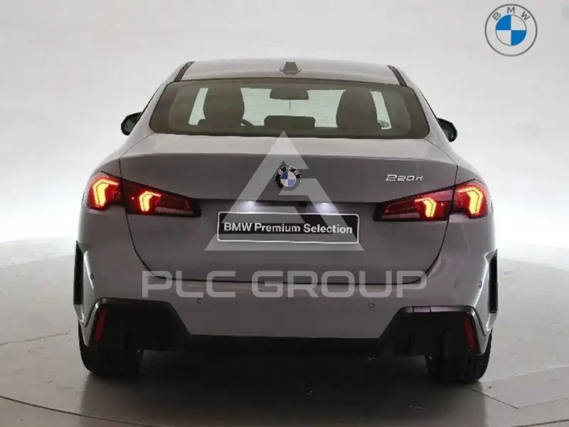 2025 BMW 218