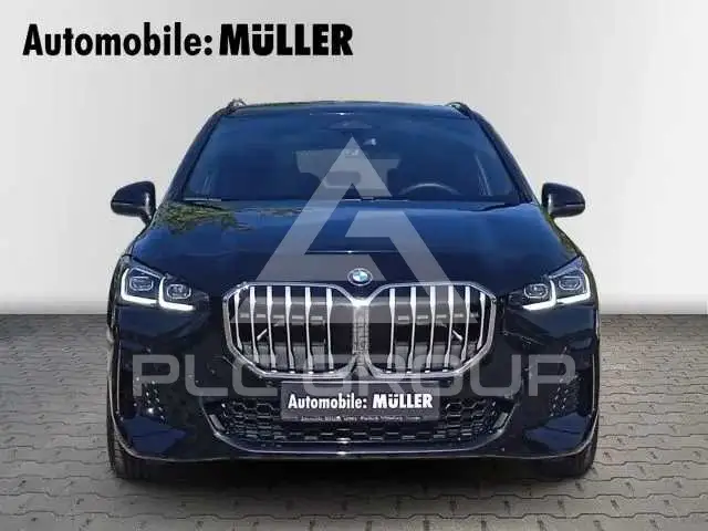 2025 BMW 218