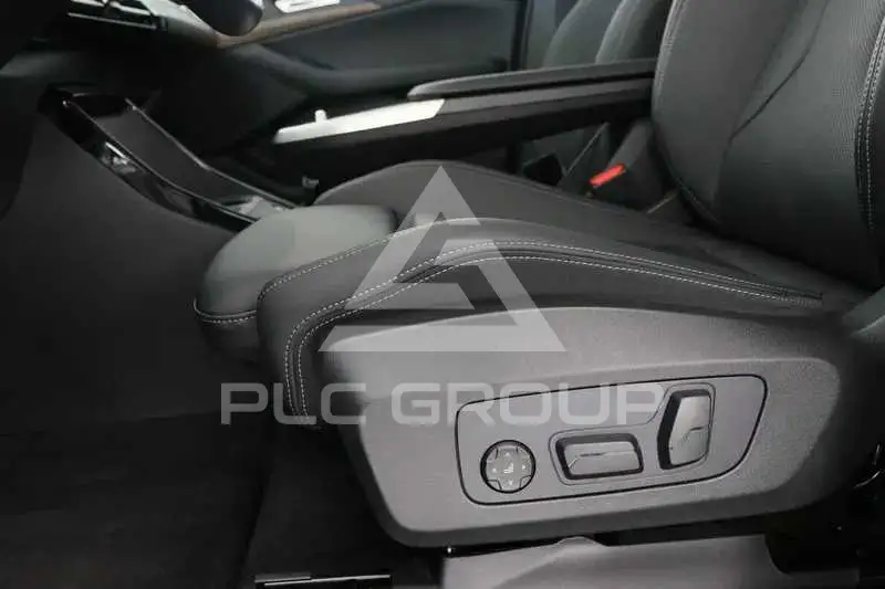 2025 BMW 218