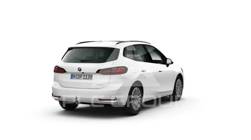 2025 BMW 218