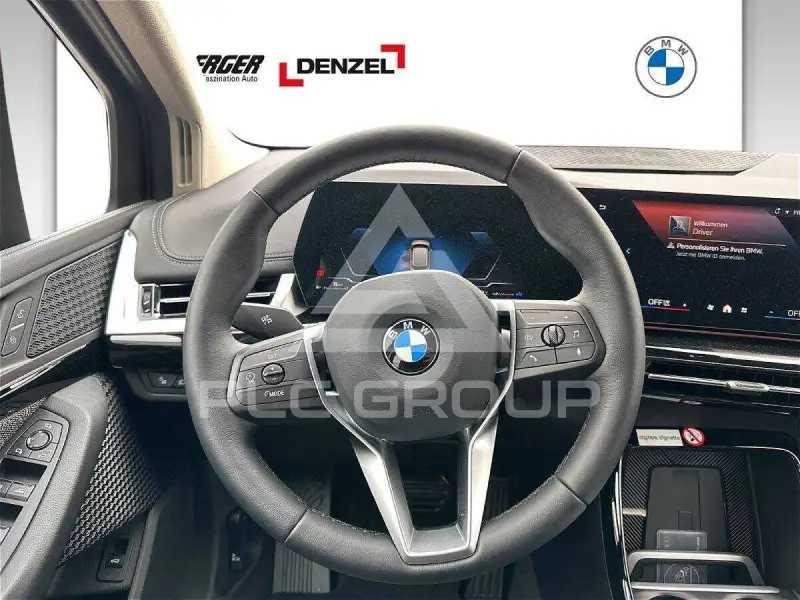 2025 BMW 218